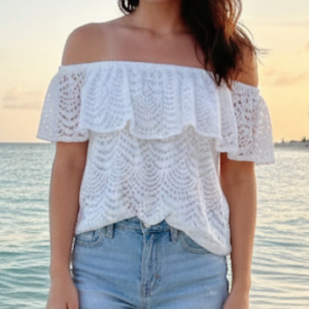 LILLY PULITZER Small White Eyelet Lace Off Shoulder Ruffle‎ Collar Tunic Top Top
